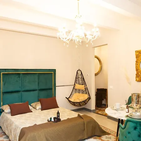 Femme Noir Boutique Fitness E Hotel Caserta