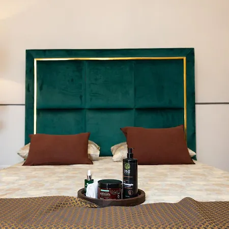 Femme Noir Boutique Fitness E Hotel Caserta